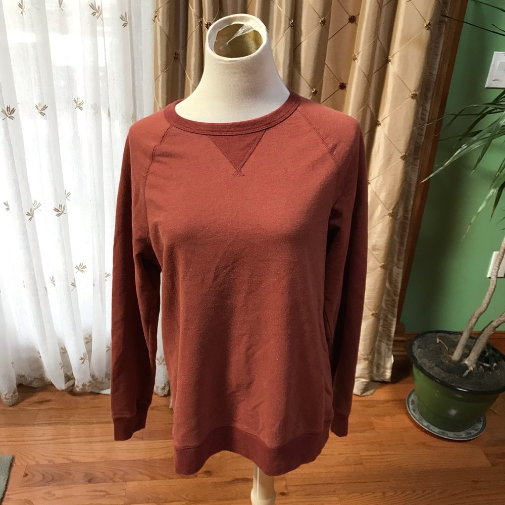 Crew neck sweater
